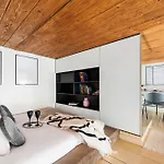 Royal - Loftaffair Apartmán *