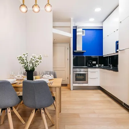 Royal - Loftaffair Apartman *